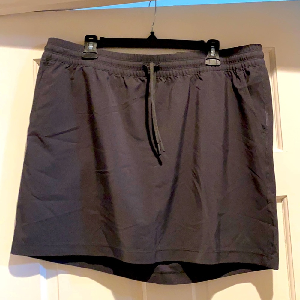 NWT The North Face “Never Stop” Grey skirt XL